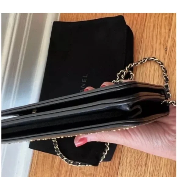 Chanel WOC Studded - Picture 7 of 7